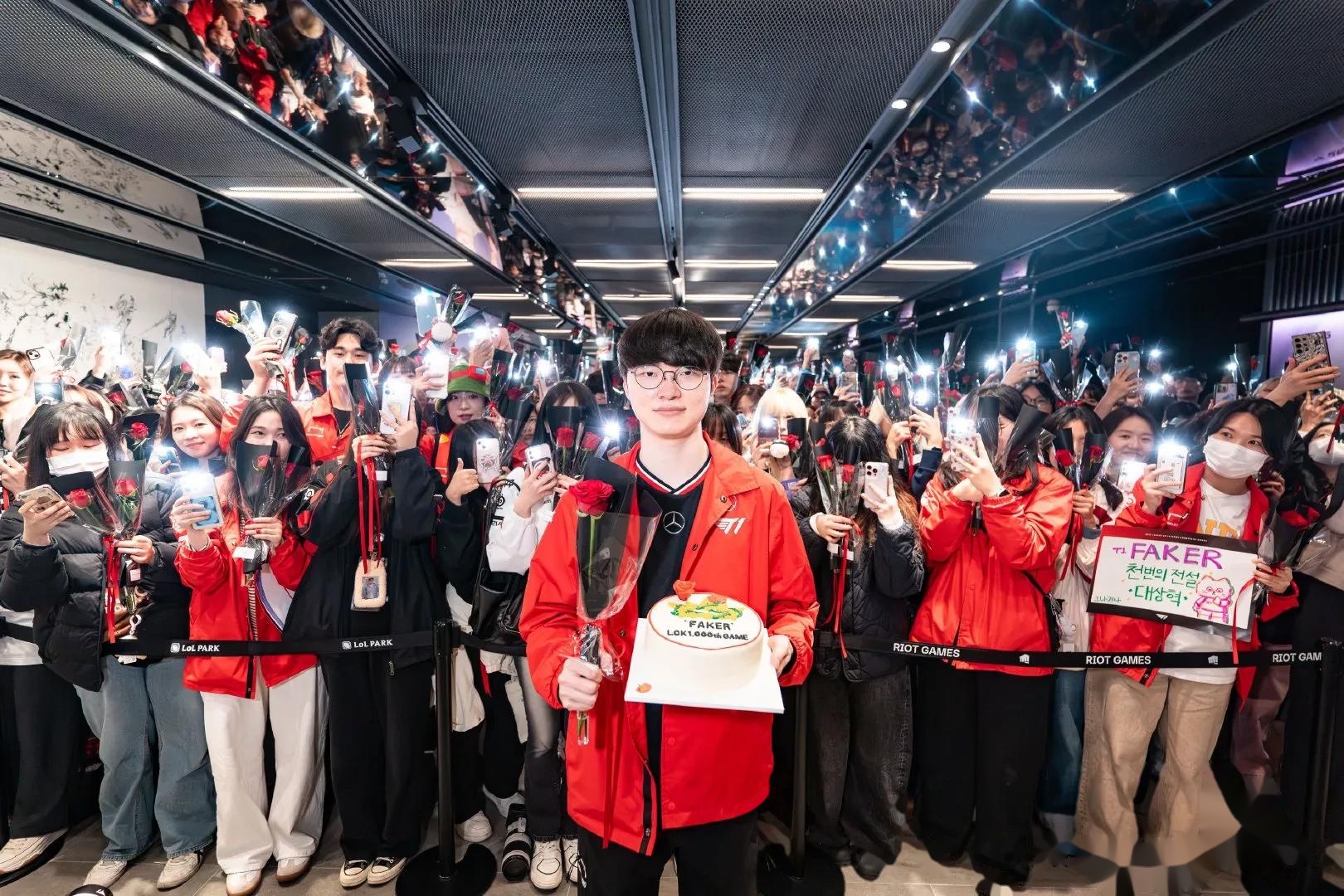 九游体育-关于IG教练压力巨大！，Faker遭遇五持续失利热度持续攀升的信息