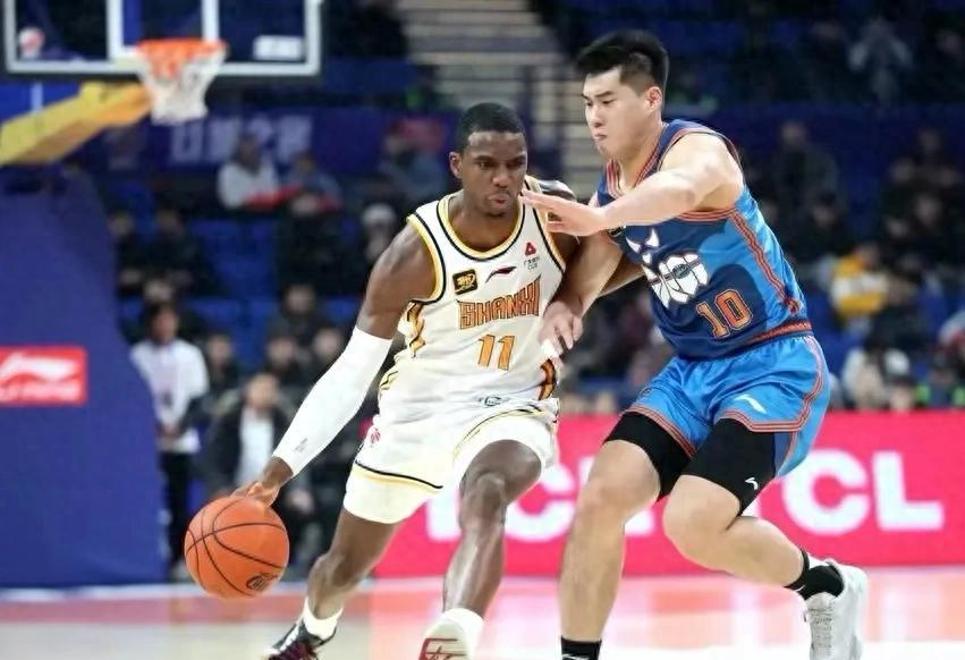 CBA季后赛赛前走向成谜，南特再遭质疑，赛场秩序良好，阵容厚度经受考验