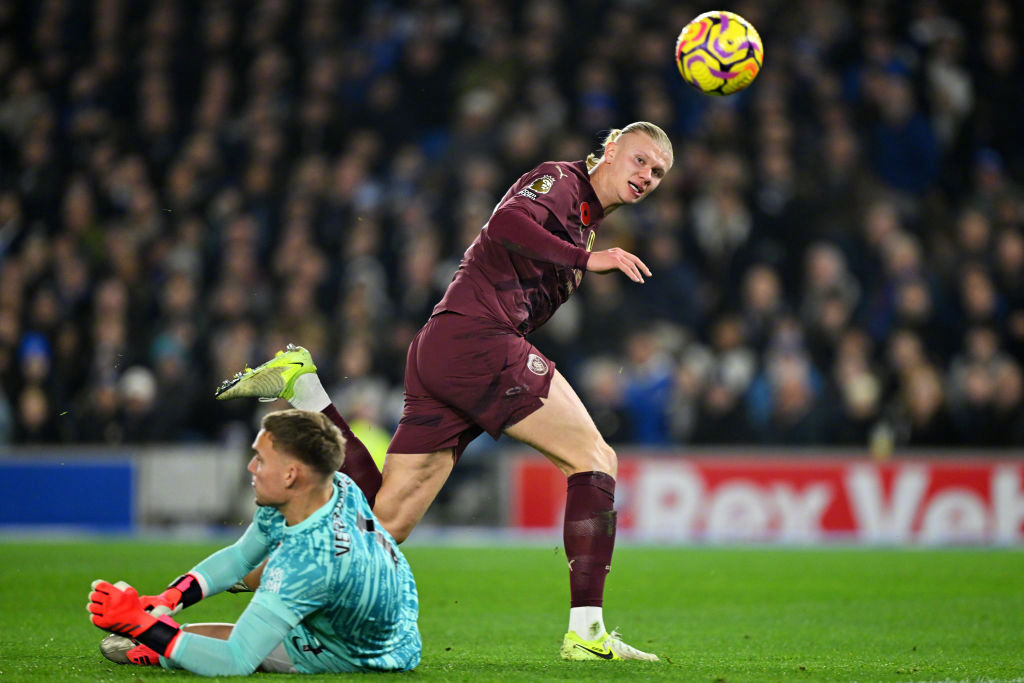 包含哈兰德赛事官方发布关键助攻新规，TL争议不断！的词条