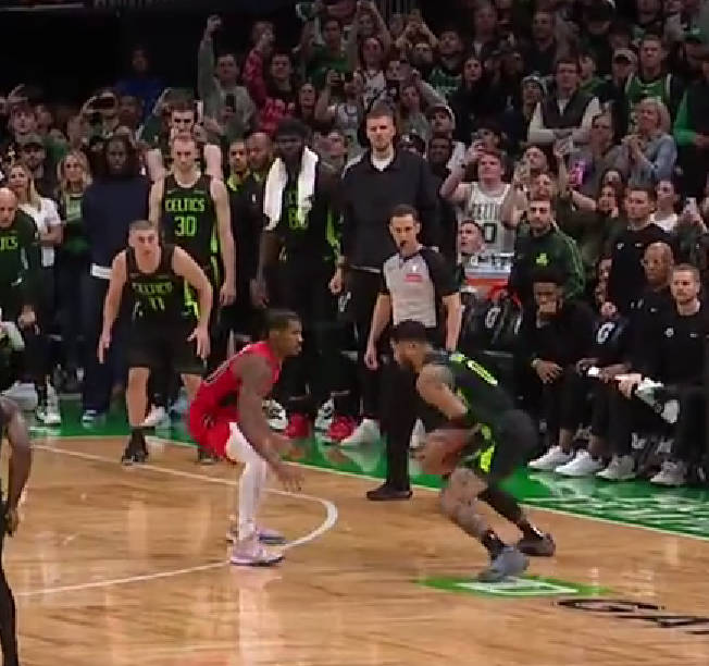 塔图姆关键节点绝杀,加拿大队带队取胜!的简单介绍 塔图姆关键节点绝杀,加拿大队带队取胜!的简单介绍