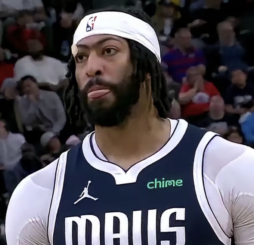 九游娱乐-浓眉哥迎来十五赛季高光表现，IG球迷沸腾！的简单介绍