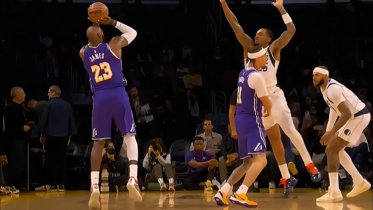 九游-詹姆斯在独行侠比赛中战术调整，回归赛场引发热议！的简单介绍